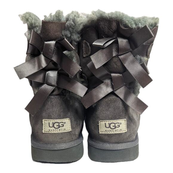 UGG Short Bailey II 2.0 Gray Womens Sz 5 with Bows Suede Boots Sheepskin Lined - Picture 3 of 11